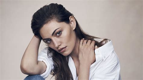 Phoebe Tonkin nude and sexy (4 HD videos – 120 pics)